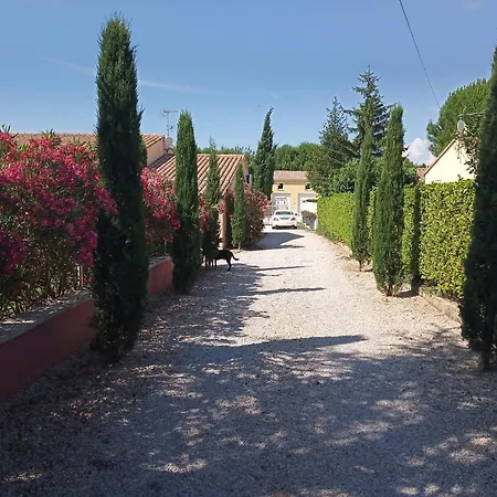 Penzion Et Valréas