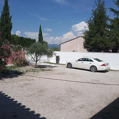 Studio Ou Loft Avec Piscine 3* Valréas