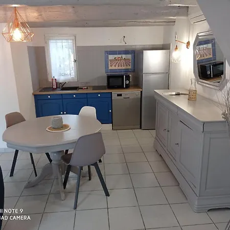 Studio Ou Loft Avec Piscine 3* Valréas