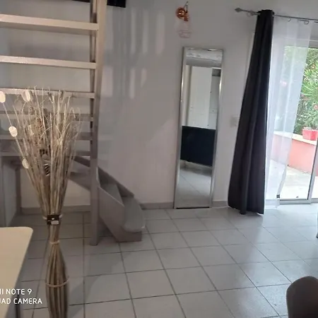 Studio Ou Loft Avec Piscine 3* Valréas