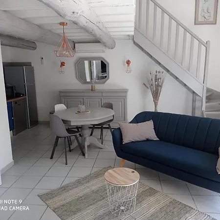 Vendégház Studio Ou Loft Avec Piscine