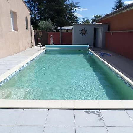Studio Ou Loft Avec Piscine Vendégház Valréas