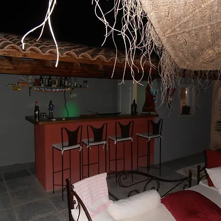 Studio Ou Loft Avec Piscine 3*